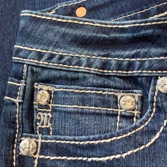 MISS ME Signature Boot Embellished Fleur De Lis Jeans - Picture 6 of 11